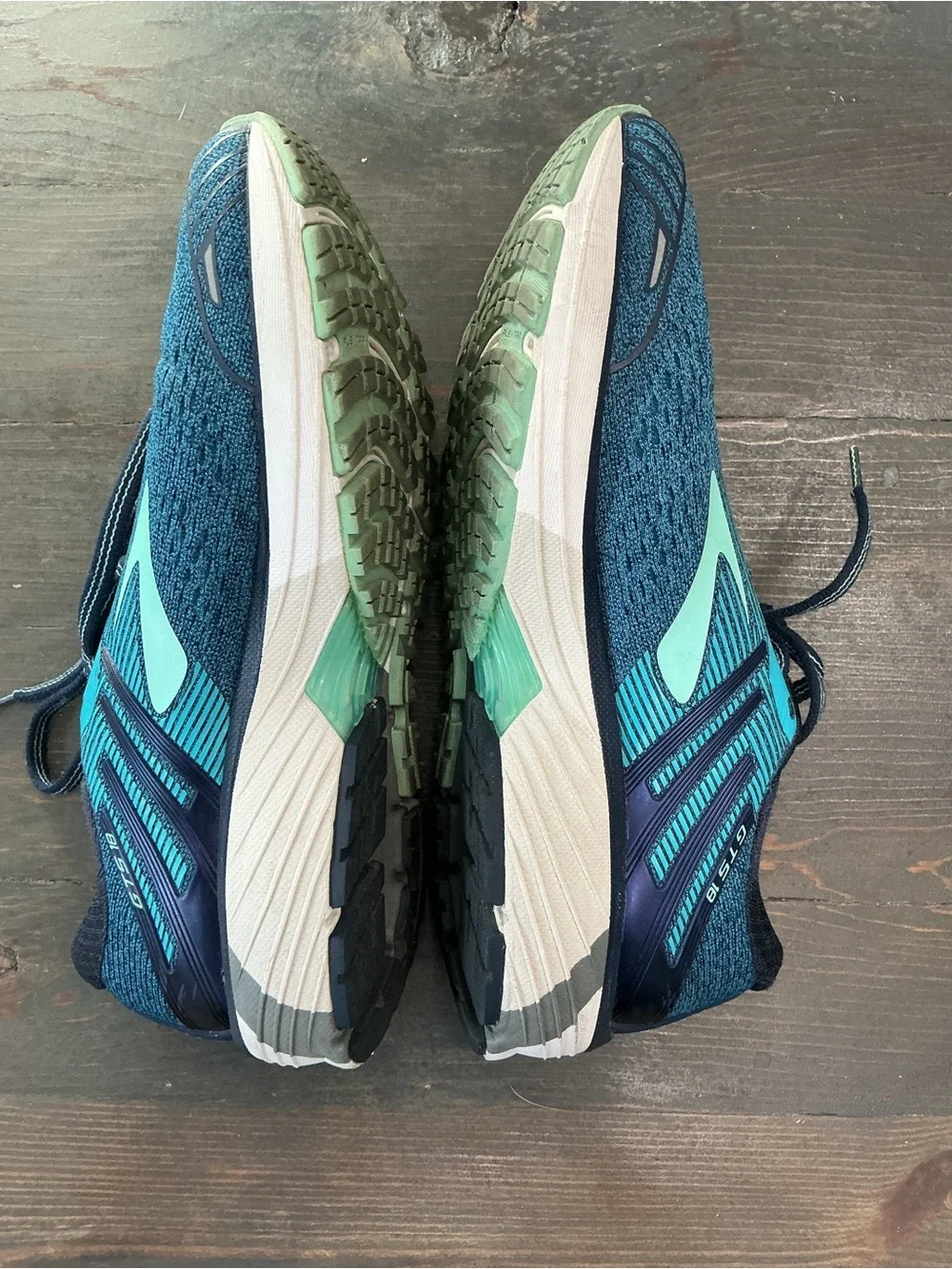 Brooks Adrenaline GTS 18 Women’s Running Shoes Size 7
